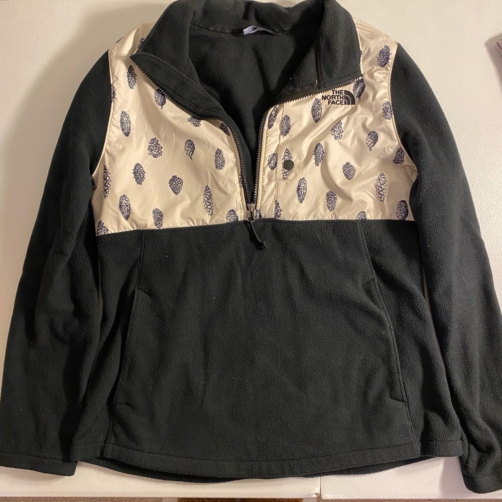 3/4 Zip Up Northface Fleece